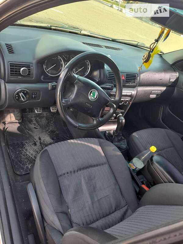 Лифтбек Skoda Octavia 2001 в Городке