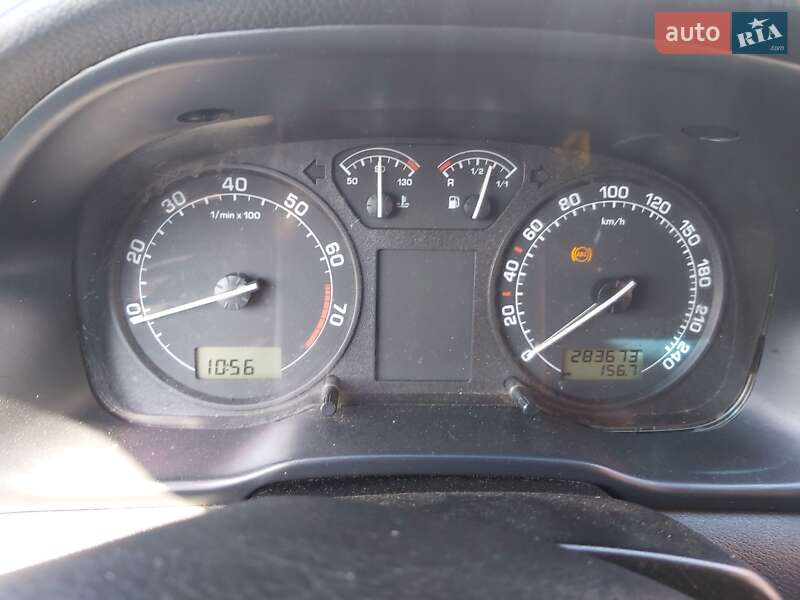 Ліфтбек Skoda Octavia 2003 в Чернігові