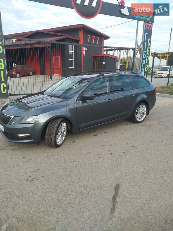 Универсал Skoda Octavia 2017 в Хмельницком