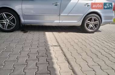 Ліфтбек Skoda Octavia 2009 в 