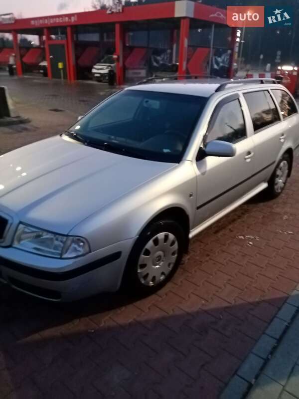 Универсал Skoda Octavia 2008 в Чернигове
