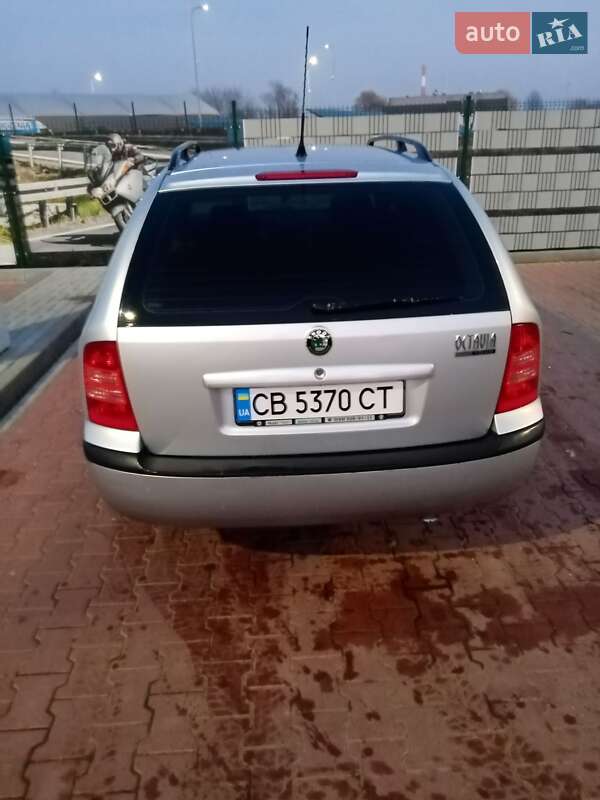 Универсал Skoda Octavia 2008 в Чернигове