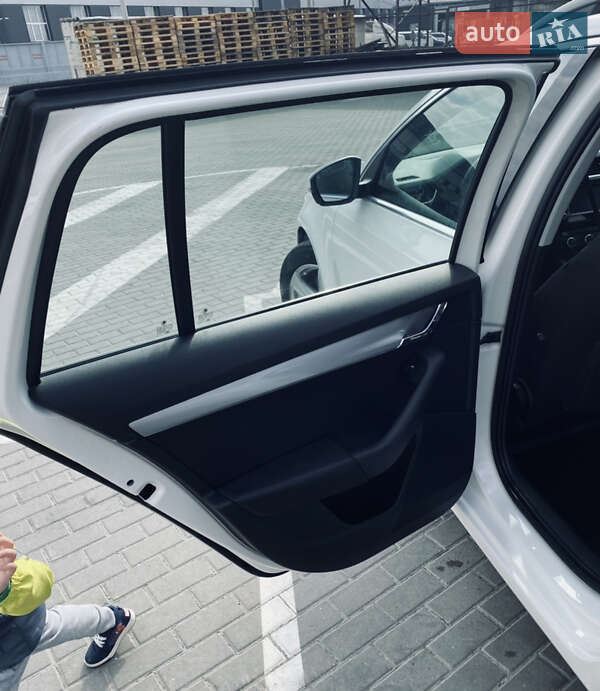 Универсал Skoda Octavia 2016 в Тернополе