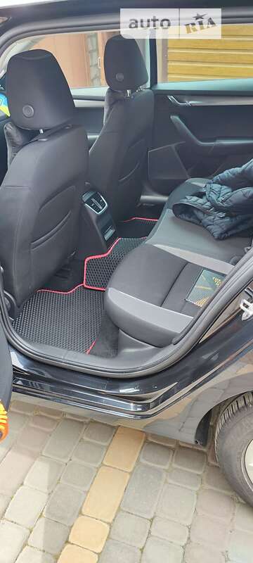 Универсал Skoda Octavia 2016 в Кривом Озере фото 9 Универсал Skoda Octavia 2016 в Кривом Озере