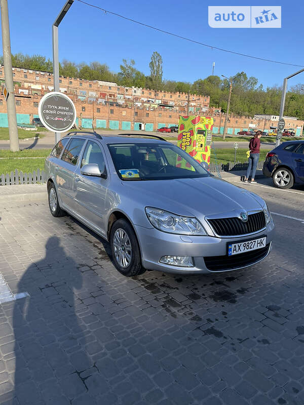 Універсал Skoda Octavia 2011 в Харкові