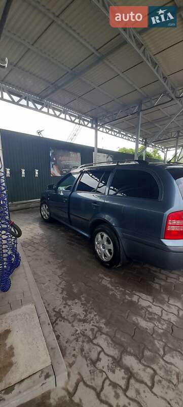 Универсал Skoda Octavia 2004 в Владимире