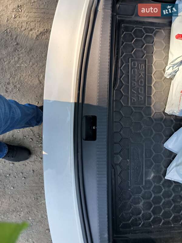 Универсал Skoda Octavia 2017 в Кременчуге