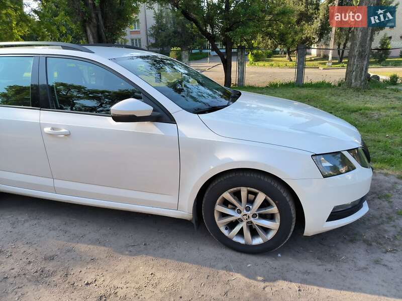 Универсал Skoda Octavia 2017 в Кременчуге
