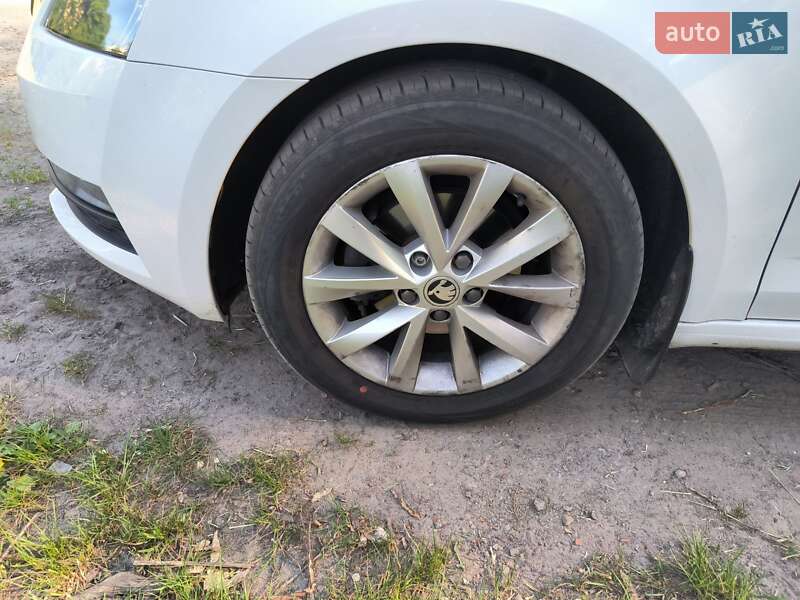 Универсал Skoda Octavia 2017 в Кременчуге