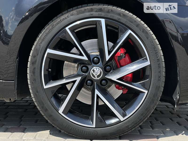 Універсал Skoda Octavia 2019 в Луцьку