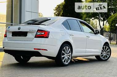 Лифтбек Skoda Octavia 2017 в 