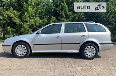 Універсал Skoda Octavia 2004 в Рівному