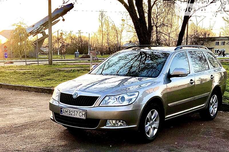 Універсал Skoda Octavia 2011 в Овручі
