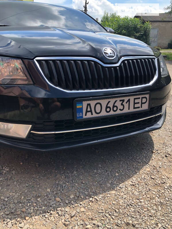 Лифтбек Skoda Octavia 2015 в Виноградове