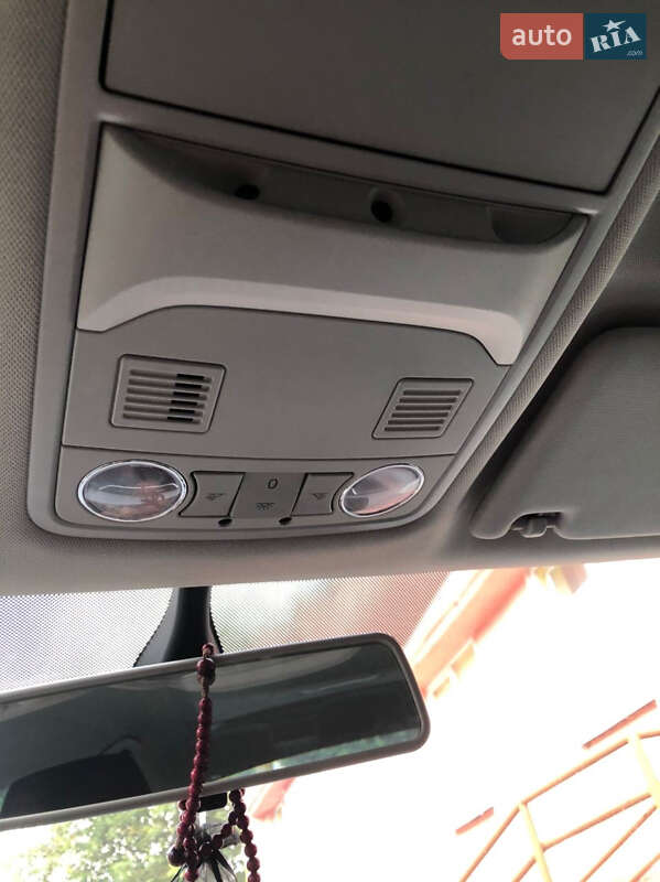 Лифтбек Skoda Octavia 2015 в Виноградове