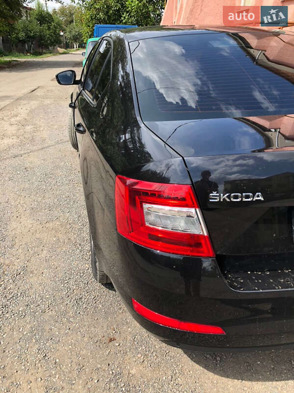 Лифтбек Skoda Octavia 2015 в Виноградове