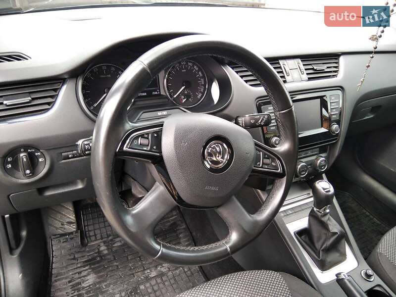 Универсал Skoda Octavia 2014 в Самборе