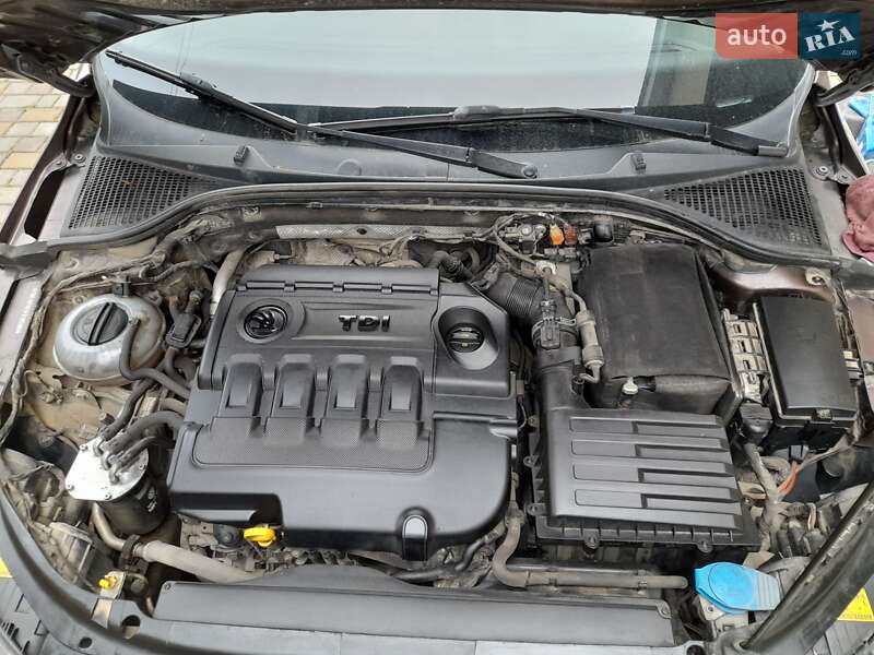 Универсал Skoda Octavia 2015 в Золочеве