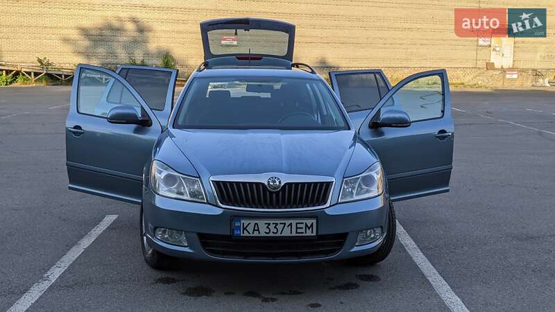Універсал Skoda Octavia 2011 в Дніпрі