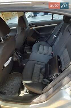 Лифтбек Skoda Octavia 2009 в 