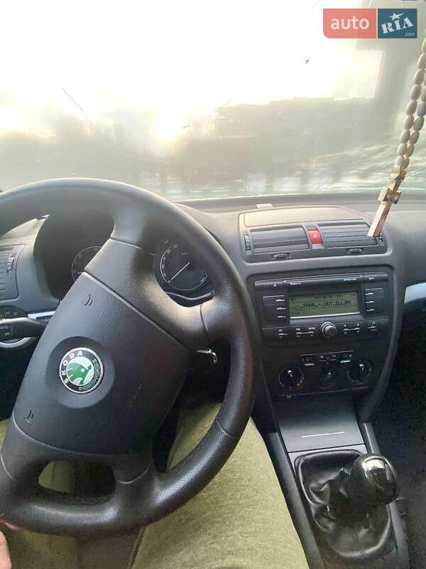 Универсал Skoda Octavia 2008 в Лозовой