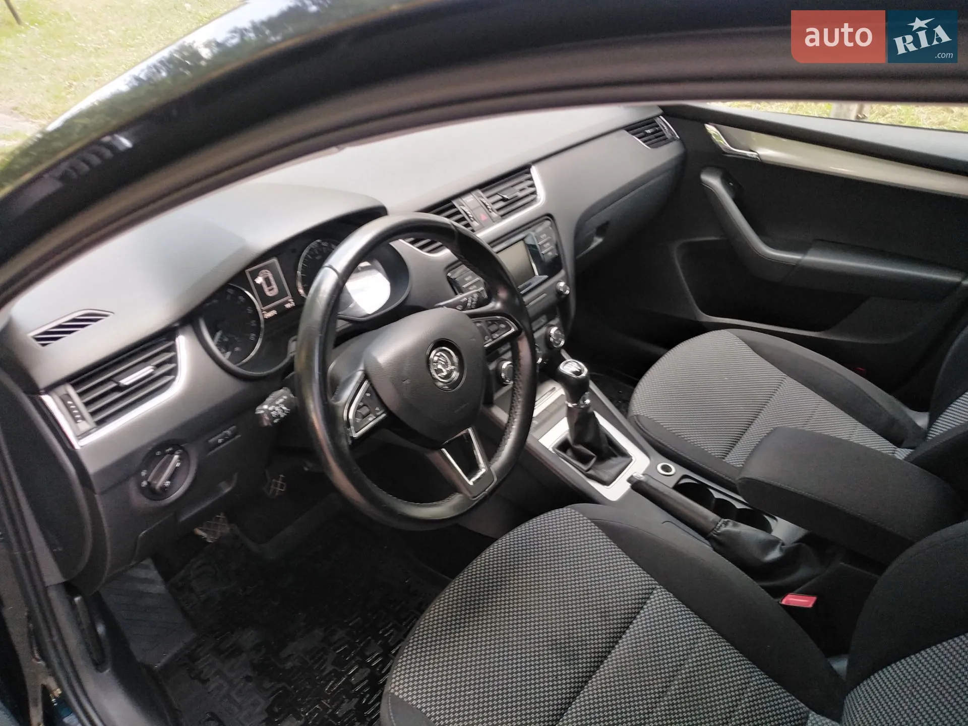 2016 Skoda Octavia - мініатюра 12