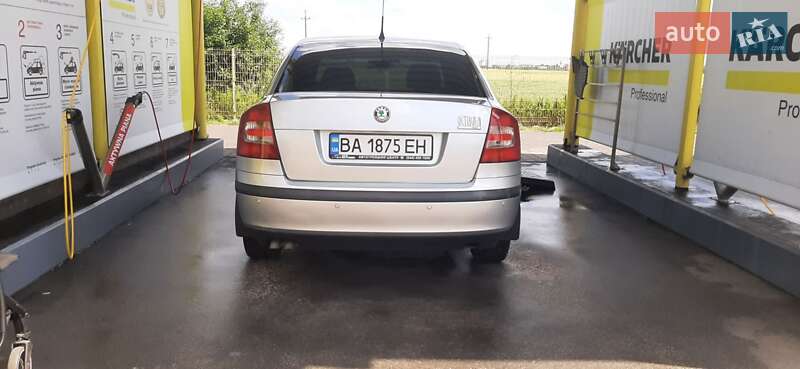 Лифтбек Skoda Octavia 2008 в Кропивницком