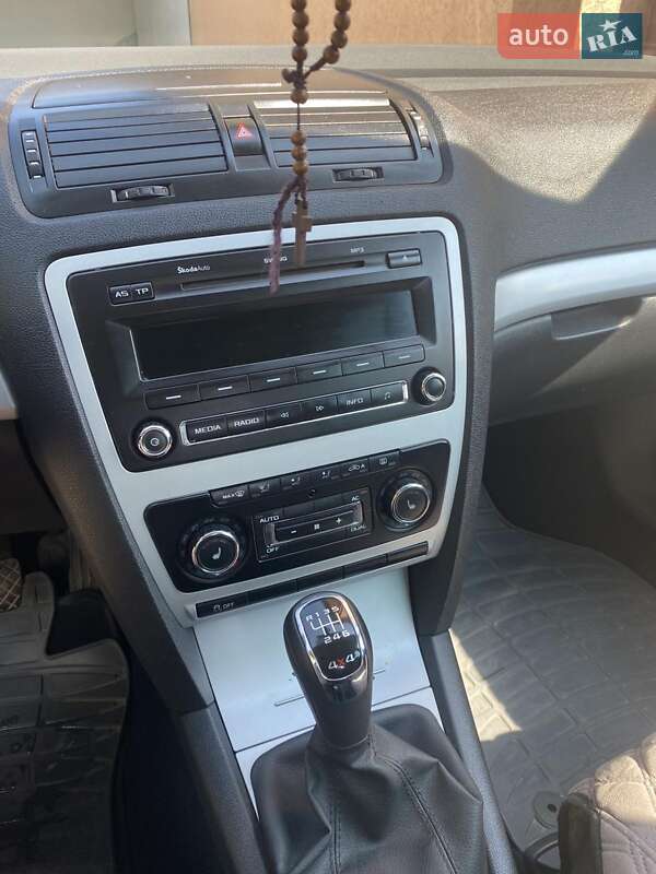 Универсал Skoda Octavia 2009 в Черновцах фото 3 Универсал Skoda Octavia 2009 в Черновцах