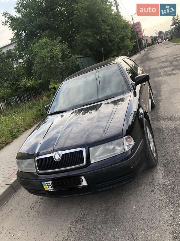 Ліфтбек Skoda Octavia 2002 в Городку