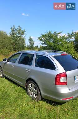 Универсал Skoda Octavia 2011 в 