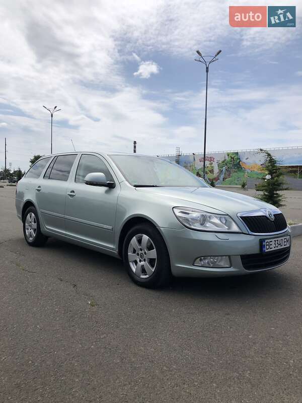 Універсал Skoda Octavia 2009 в Одесі