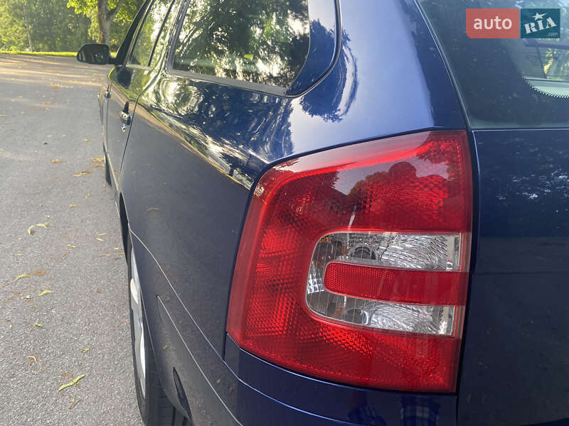 Универсал Skoda Octavia 2006 в Ровно