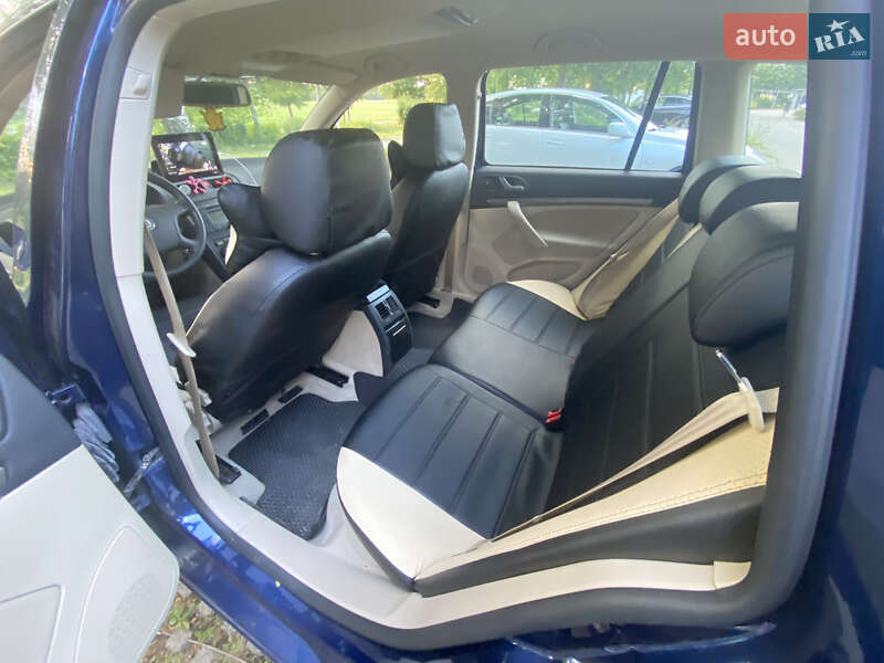 Универсал Skoda Octavia 2006 в Ровно