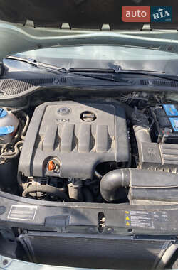 Универсал Skoda Octavia 2009 в 