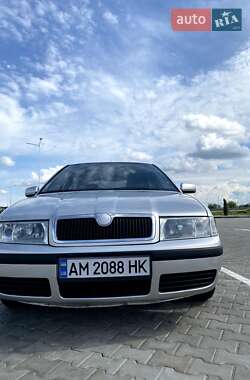Ліфтбек Skoda Octavia 2003 в Житомирі