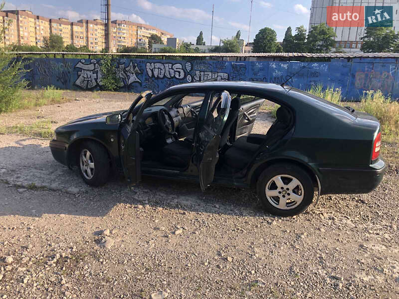 Ліфтбек Skoda Octavia 2002 в Кривому Розі