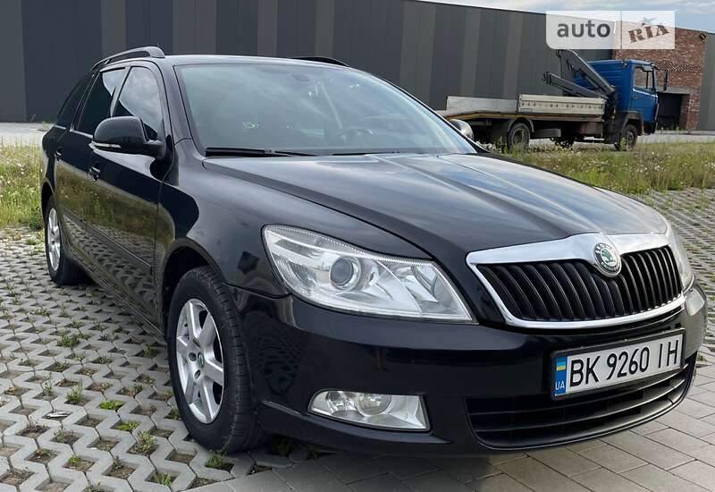 Универсал Skoda Octavia 2011 в Ровно