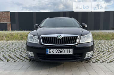 Универсал Skoda Octavia 2011 в Ровно