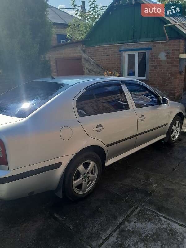 Универсал Skoda Octavia 2004 в Змиеве