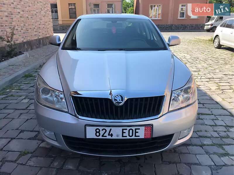 Ліфтбек Skoda Octavia 2012 в Ужгороді
