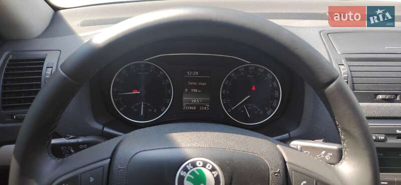 Ліфтбек Skoda Octavia 2012 в Ужгороді