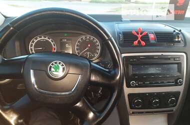 Универсал Skoda Octavia 2011 в Виноградове