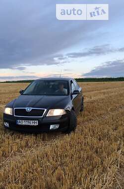 Лифтбек Skoda Octavia 2006 в Ужгороде