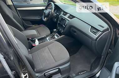 Лифтбек Skoda Octavia 2013 в 