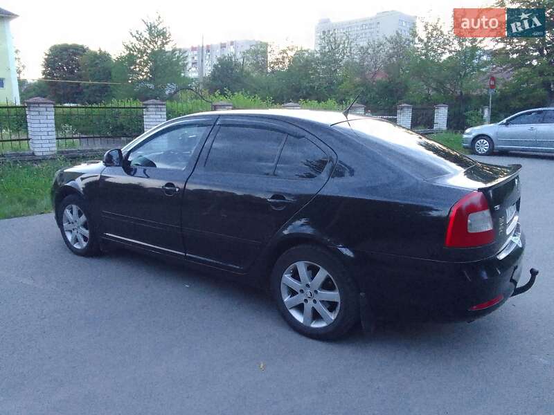 Лифтбек Skoda Octavia 2011 в Долине