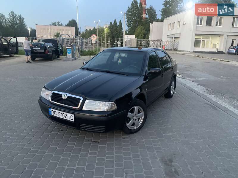 Лифтбек Skoda Octavia 2004 в Львове