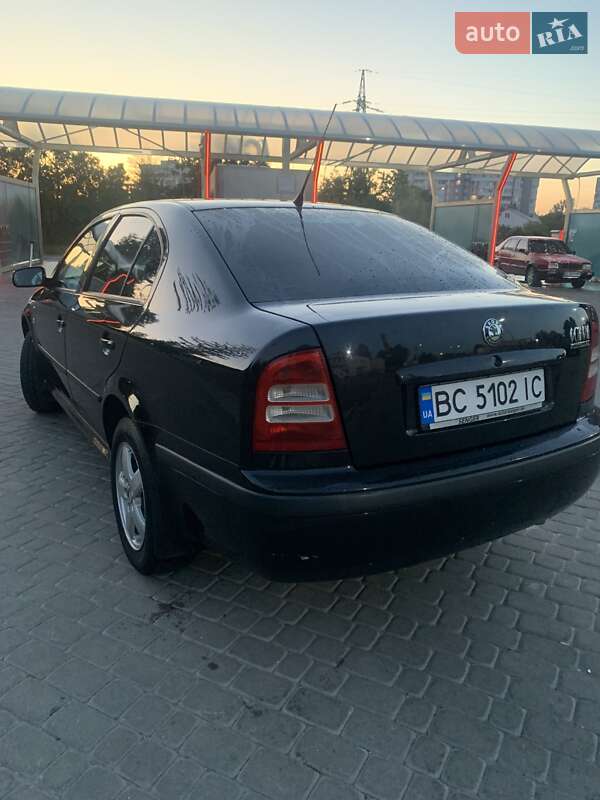 Лифтбек Skoda Octavia 2004 в Львове