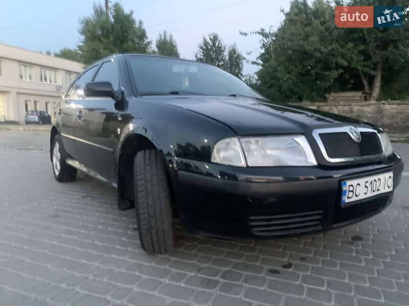 Лифтбек Skoda Octavia 2004 в Львове