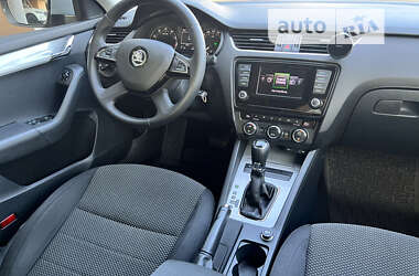 Лифтбек Skoda Octavia 2013 в 
