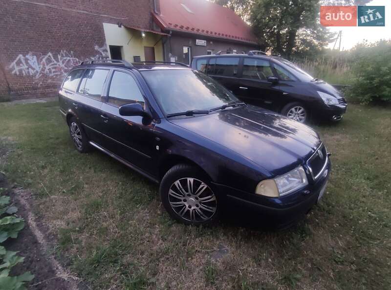 Универсал Skoda Octavia 2001 в Ворохте